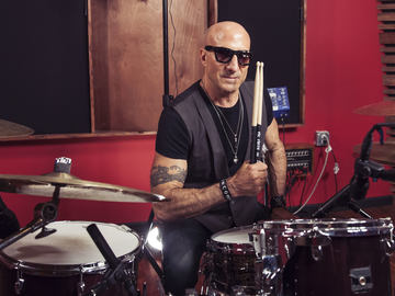 Kenny Aronoff at the huge LEWITT microphone shootout