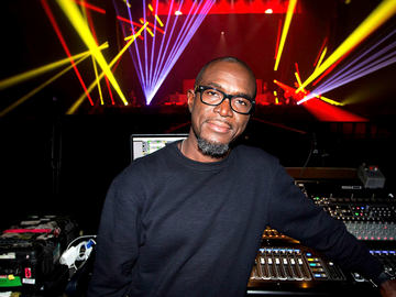 Courtney Taylor, FOH of Pharrell Williams uses his DGT 450 professional USB mic on tour